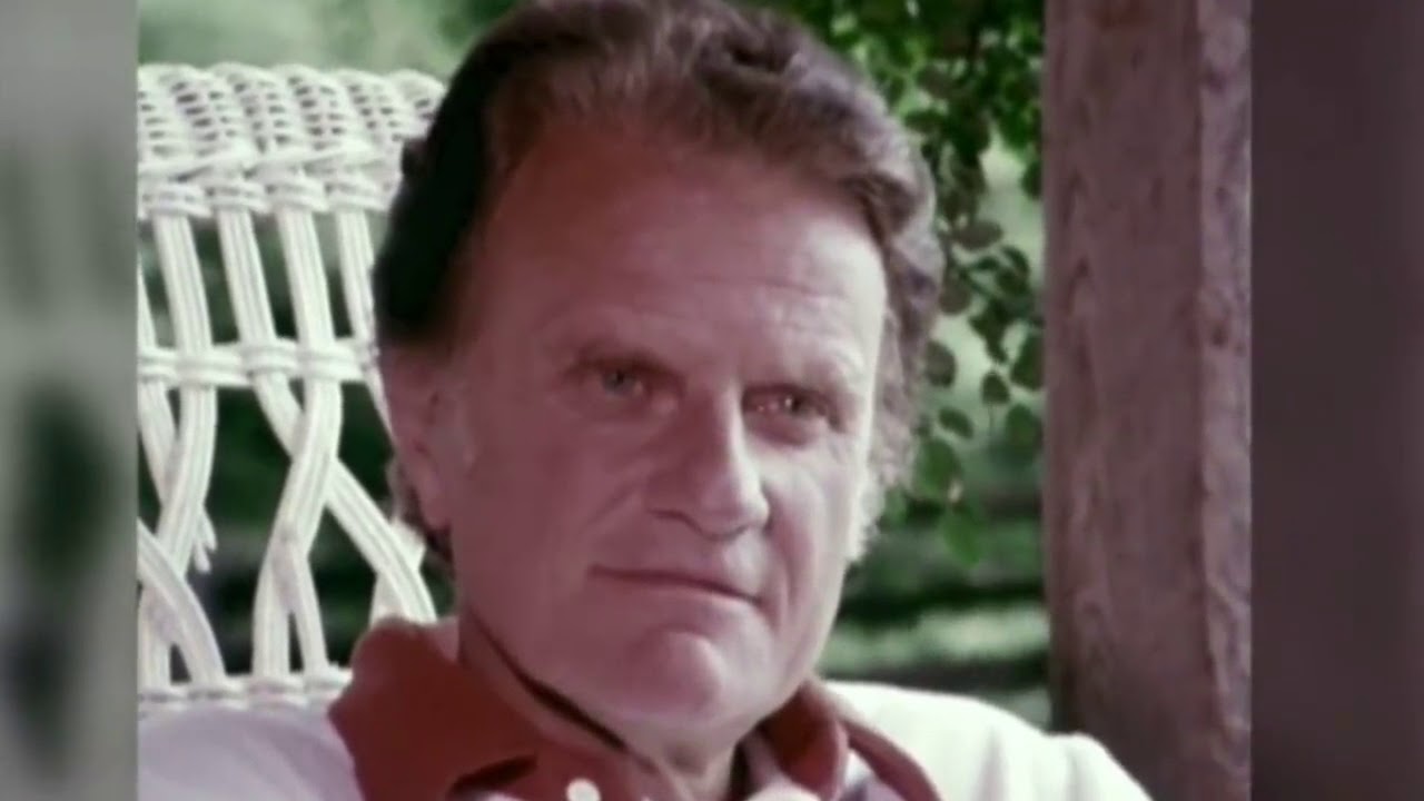Paul Harvey interviews Billy Graham at his home in NC