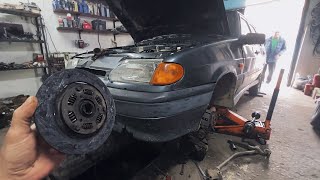 видео: Жесть на СТО. Будни в гараже#72. Очередной дырявый Таз. Мокрый опель... картинка: Жесть на СТО. Будни в гараже#72. Очередной дырявый Таз. Мокрый опель...