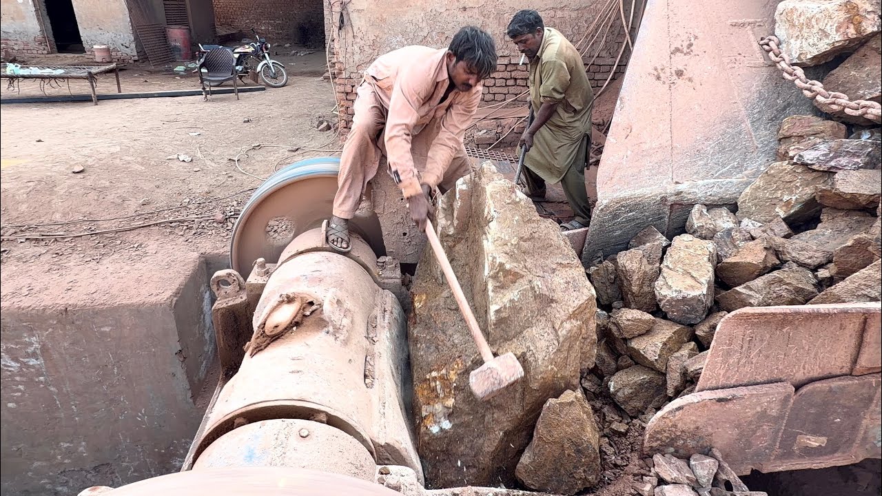 Giant Rock Jams Stone Crusher | Worker Breaks It With Massive Hammer | Extreme Crushing 126