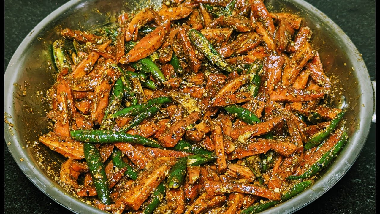 सालों साल चलने वाला गाजर हरी मिर्च का तीखा चटपटा अचार।। Gajar Hari mirch ka Achar।। spicy Achar।।