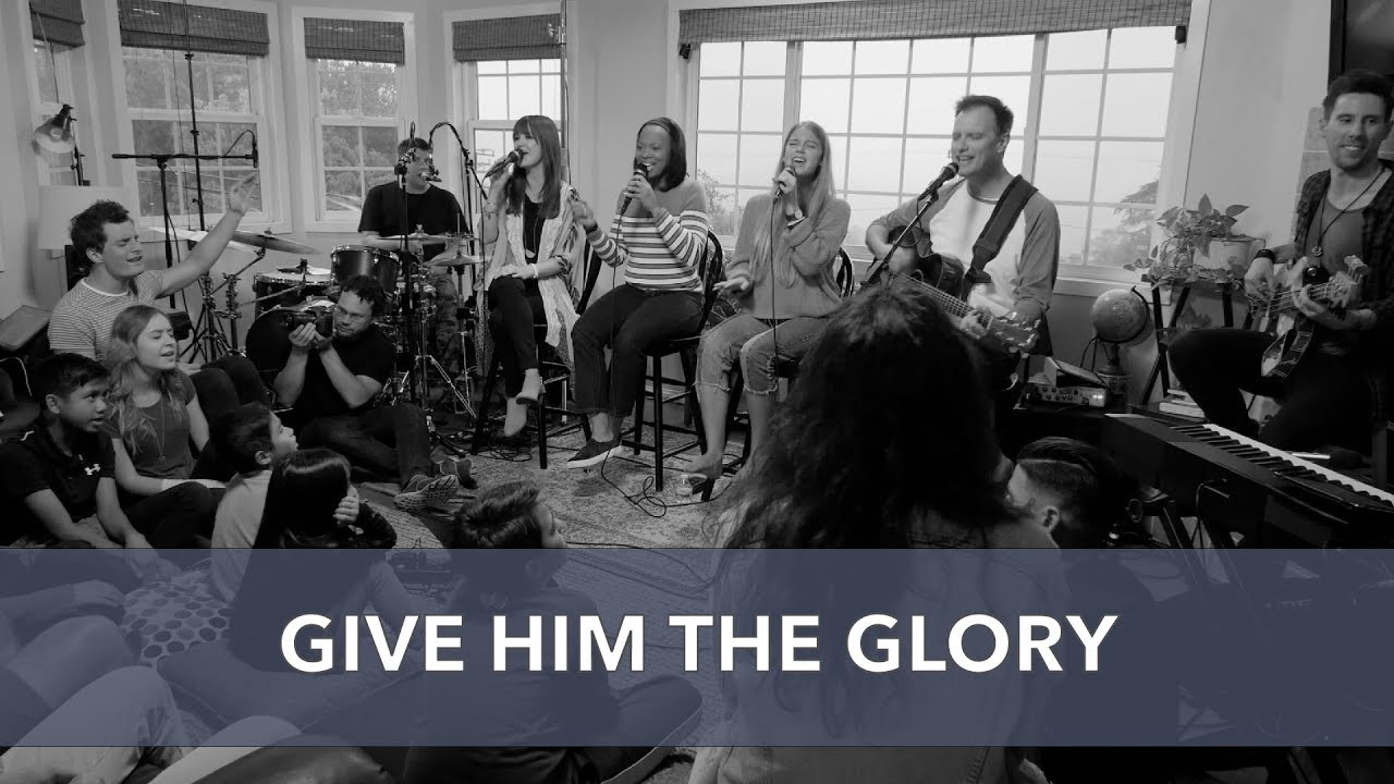 Tommy Walker - Give Him The Glory (Live)