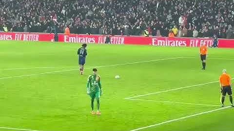 From The Stands : Joshua Zirkzee scores winning penalty against Arsenal