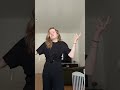 5:30 an einem samstag ist aber auch wirklich unverschämt (bewertet meine tanzskills)