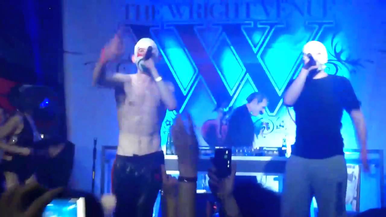 The Rubberbandits Horse Outside (Live at The Wright Venue) YouTube