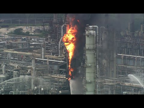 Video: Exxon Mobil-pijpleiding Breekt, Dumpt Olie In Yellowstone River - Matador Network