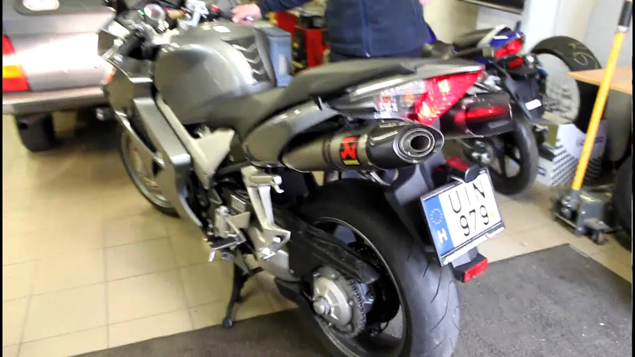 vfr 800 akrapovic