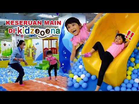 SAMANTHA MAIN DI PLAYGROUND PROSOTAN MANDI BOLA TRRAMPOLIN SERU!!