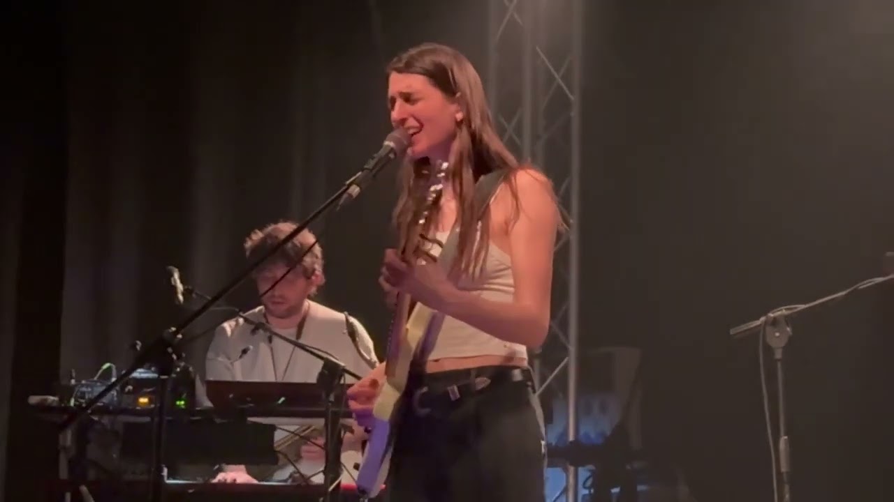 Emma Nolde - Sirene @Hiroshima Mon Amour