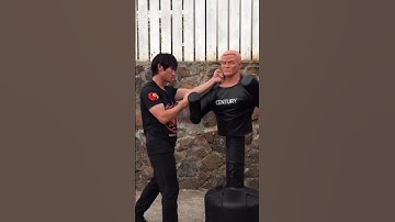 Wing Chun & JKD Straight Blast Cutting Through Arm Attack & Defense Tutorial #wingchun #jeetkunedo