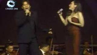 Kuh sings Ikaw with Martin Nievera