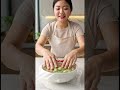 Jaga guacamole tetap hijau selama berhari-hari menggunakan trik bungkus plastik sederhana #Shorts