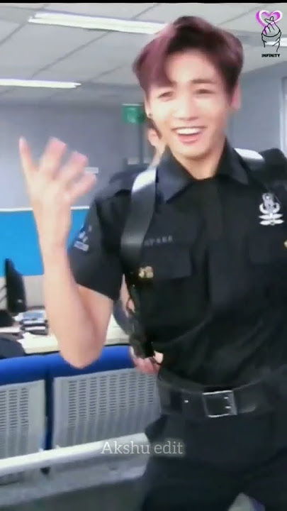 Jung kook cute police officer dress cute reaction dance What ta 😍 performance