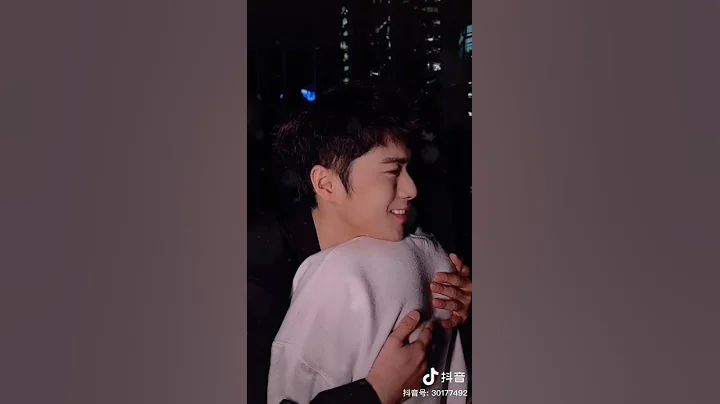 “Adam's apple clavicle kiss challenge”~ Boss and Xiao Dong ❣️#shorts - DayDayNews