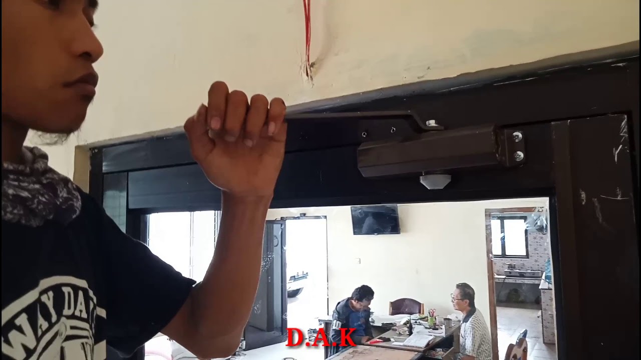  Cara  pasang  door closer pada pintu  engsel kupu  YouTube