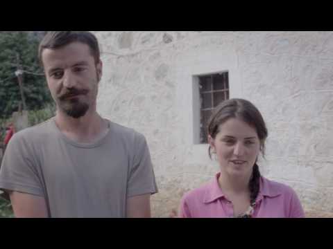 Video: Albanien Använder Filmen 