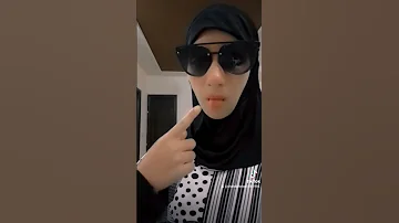 انا شارب سيجاره بني 