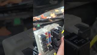 Infiniti G35 Cooling Fan Relays (2006)