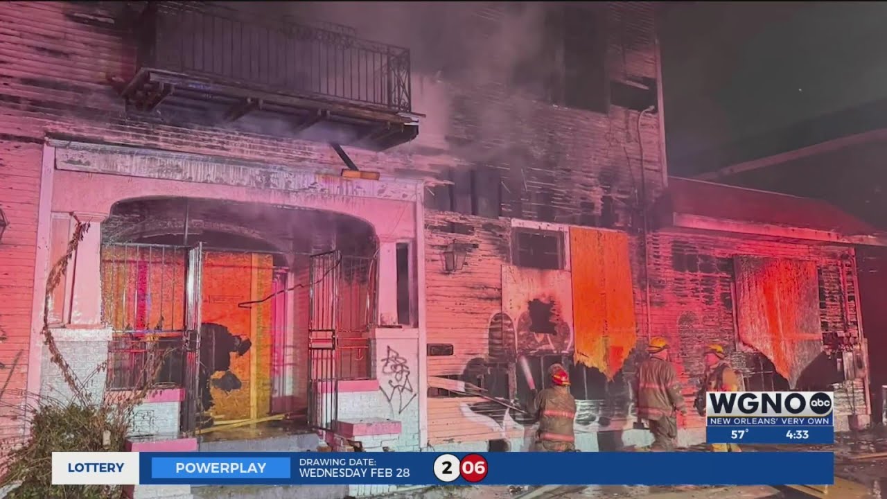2-alarm fire destroys abandoned Seventh Ward home - YouTube