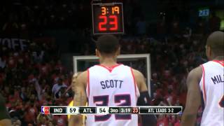 Pacers vs Hawks: Mike Scott dunks on Mahimi