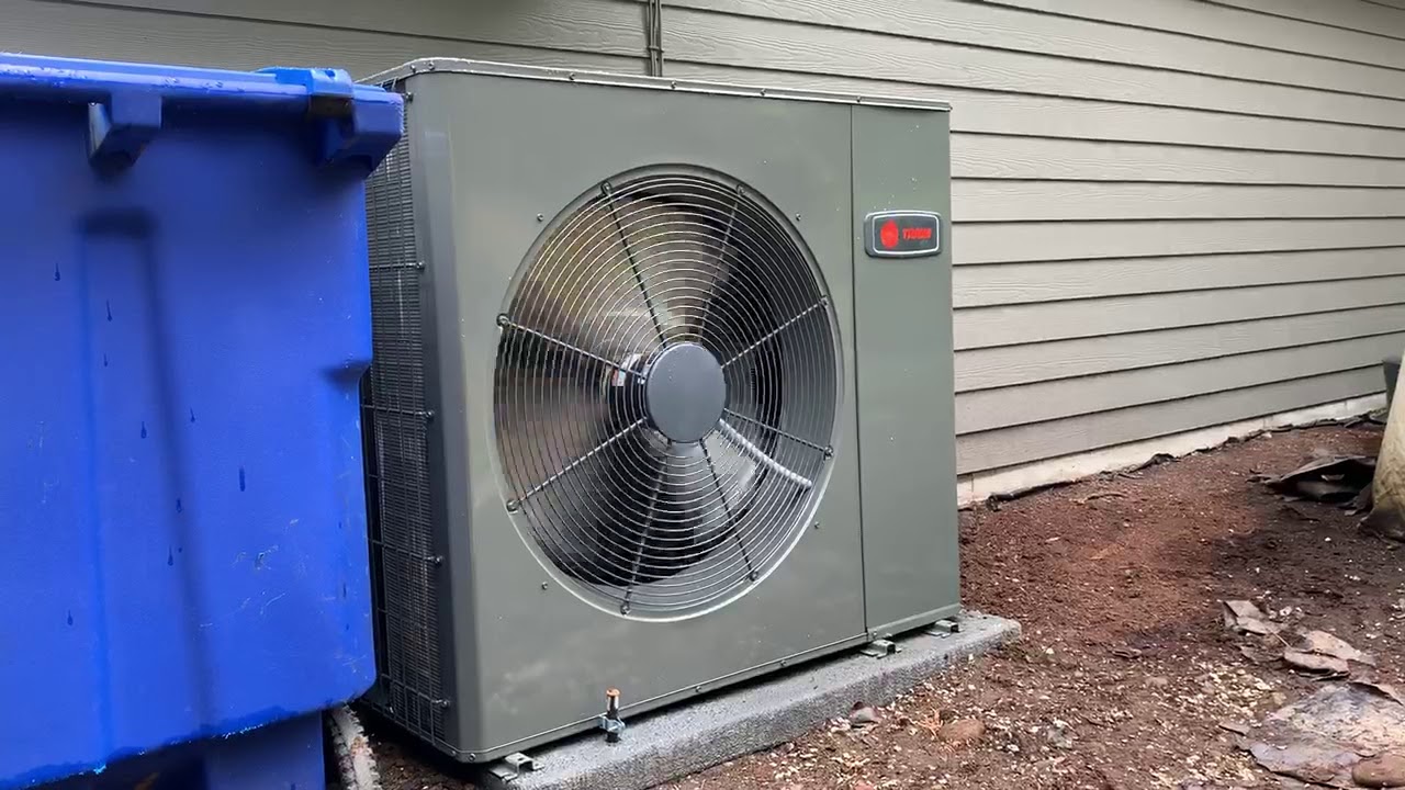 Trane XR16 Low Profile Side Discharge Heat Pump - YouTube