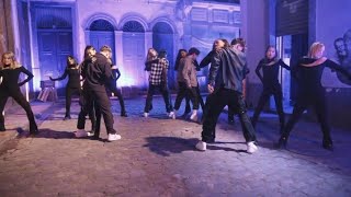 Trechos do Video Clipe de "Heartbreak On The Dance Floor"
