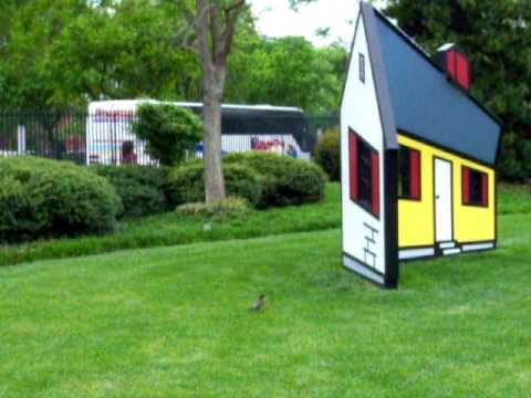 Roy Lichtenstein House I Optical Illusion