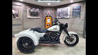 2023 Harley-Davidson Freewheeler FLRT trike-White Sand Pearl.