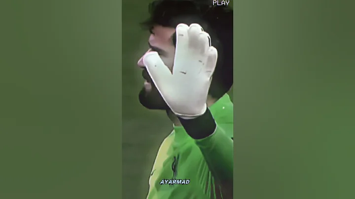 Karim Benzema sees Alisson's mistake#shorts #Aliso...