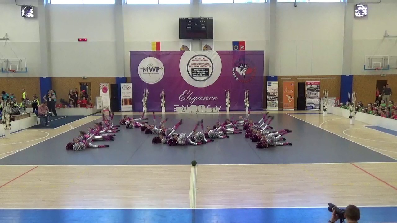 POM-POM kadetky A-team 4 Region Cup MČR mažoretek 1.4.2017 Hradec Králové