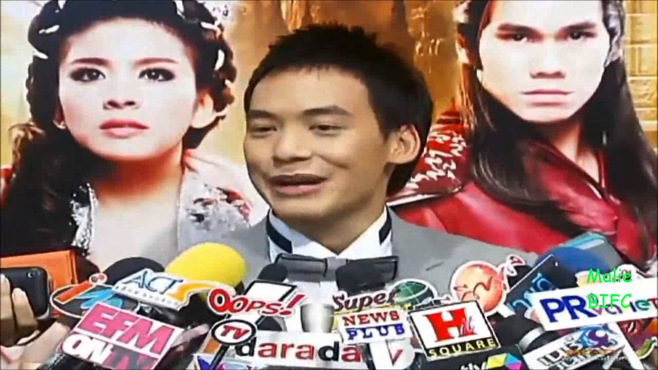 Bie, Mo went out to eat with Bie's mom  [9N & Dao Kra Jai,11.22.13]