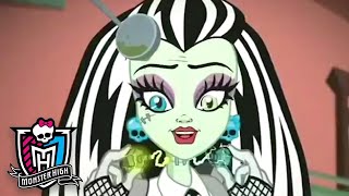 Monster High™ Spain💜Con los cables cruzados 💜Temporada 1💜Caricaturas para niños(, 2019-01-24T11:00:01.000Z)