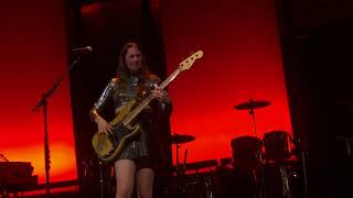 HAIM - Something To Tell You [[Live at Paradiso Amsterdam 18-06-2018]]