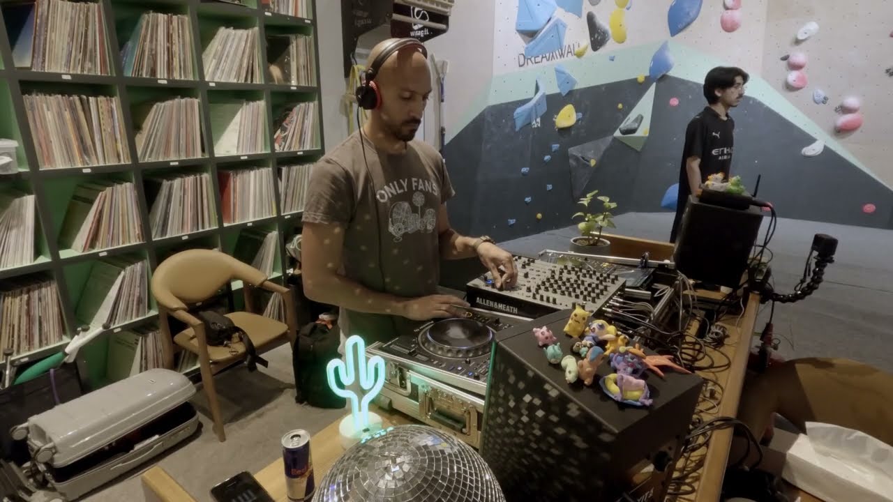 Peak Hour Sessions - By Dj Ash on Friday 26th, June