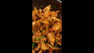 Ếch Xào Sả Ớt Đúng Chuẩn – Khô Ráo, Không Ra Nước