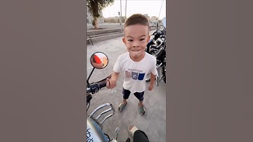 Kid funny Reactions Throttle my Bike 😅🤣👌 #kids #funny #viral #ytshorts #sportsbike #bikes #kid #reel