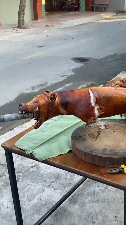 We invite you to eat roasted dog meat and drink beer