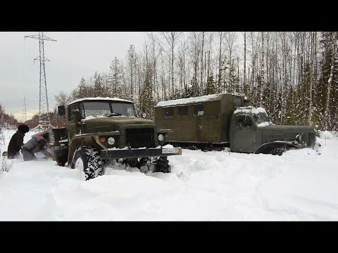ЗиЛ-157 против УРАЛ-375 на ЛЭП зимой + Турбо-трактор!