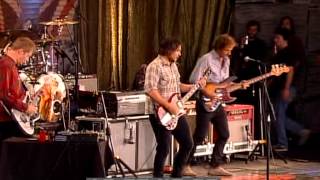 Wilco - Hate It Here (Live at Farm Aid 2009) chords