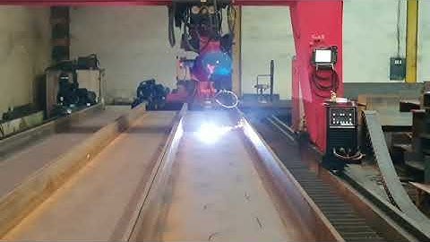 9 axis robot with plasma cutting