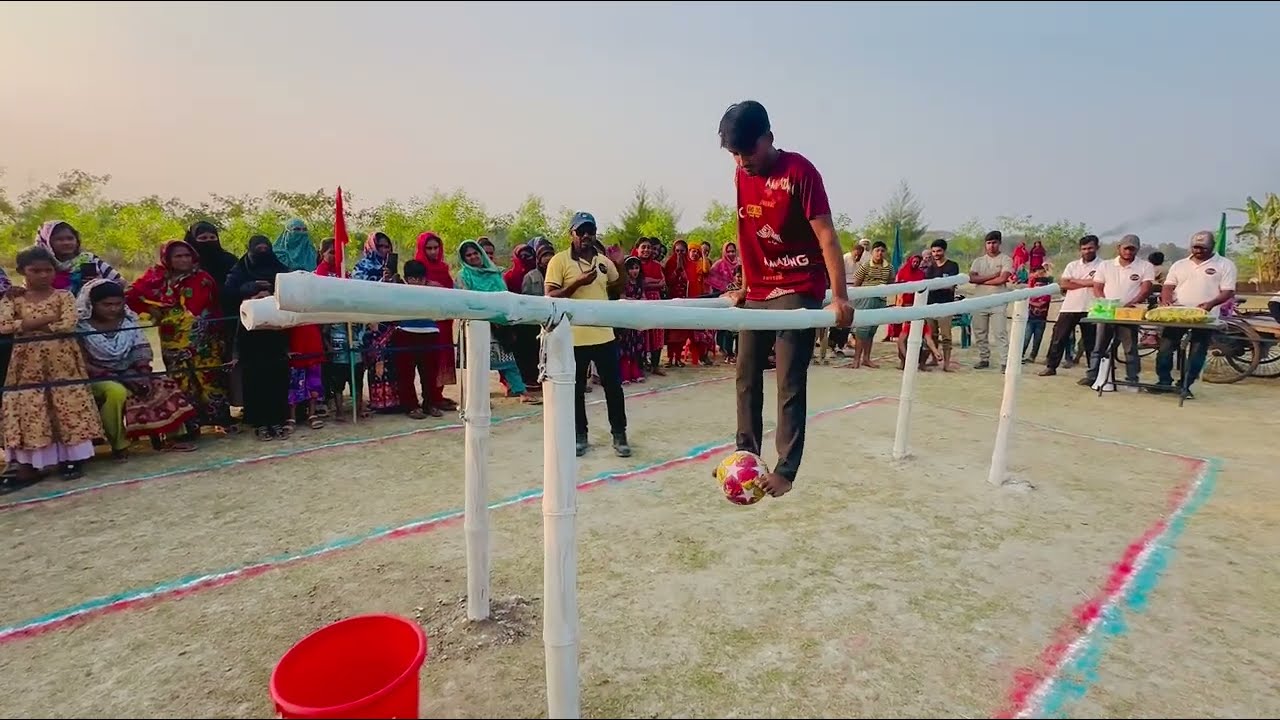 Extreme Balance Game 😱 | দুই বাঁশের উপর ভর করে বল ফেলতে পারবে? 🏀 | Hardest Village Game