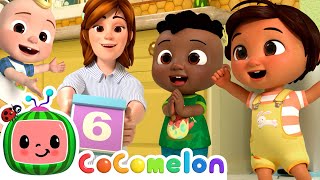 sing along days week nina s familia cocomelon nursery rhymes