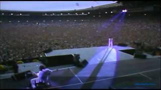 Queen At Wembley|#11 Love of My Life