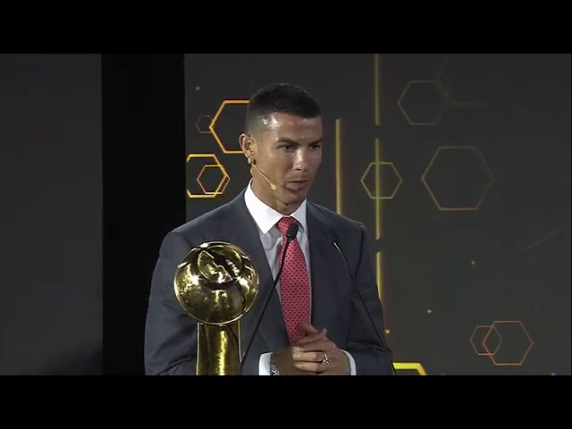 كريستيانو رونالدو أفضل لاعب في العالم