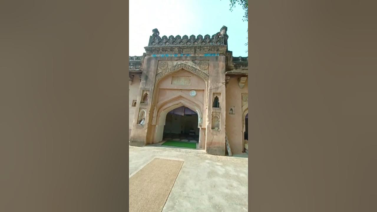 Lodi Era Mosque built by a Royal Nurse in 1505 called NILI MASJID | 500