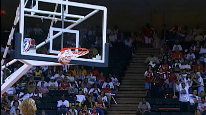 Top 15 Moments: Cynthia Cooper Scores 42