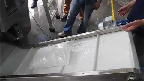 Automatic vertical 5KG ice cube packing machine with multi-head weigher