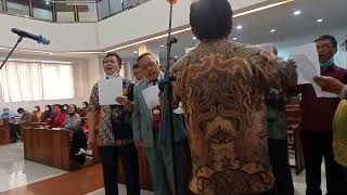 Koor Sie Pria Exsaudi  Namasihol Do Rohangku  Gkpi Jk Bandung