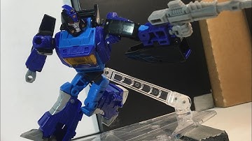 Shattered Glass BLURR Stop Motion | Transformers Animation