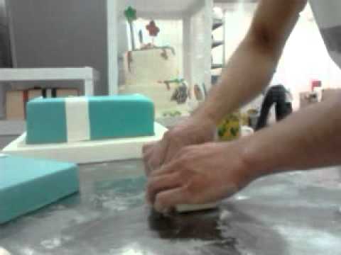tiffany box cake - YouTube