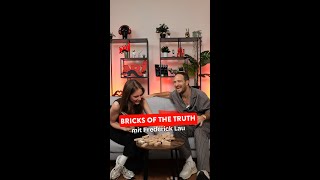 Frederick Lau spielt Bricks of the Truth